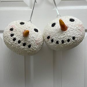 GIANT SNOWMAN HEAD CHRISTMAS ORNAMENTS. 2 TOTAL.